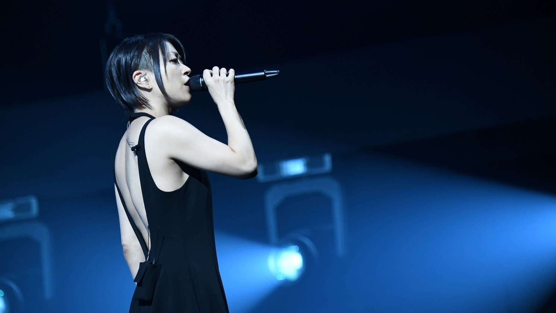 Xem phim Hikaru Utada: Tiếng cười trong bóng tối 2018 Vietsub HD