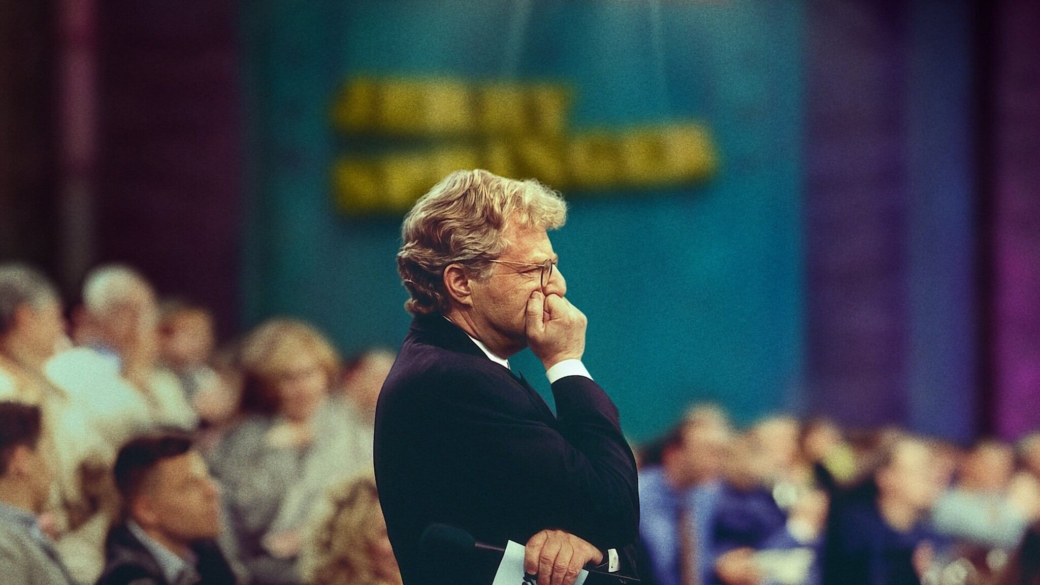 Xem phim Jerry Springer: Đấm đá, camera, diễn Vietsub HD