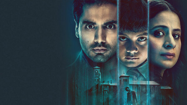 Poster phim Adhura