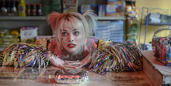 Poster phim Birds of Prey: Cuộc lột xác huy hoàng của Harley Quinn