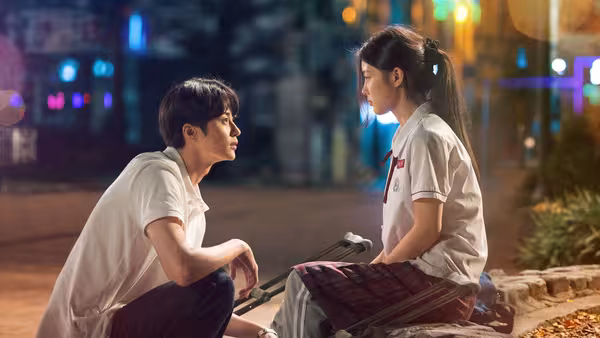Poster phim Cô gái thế kỷ 20