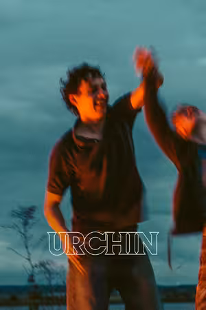 Kẻ Bên Lề