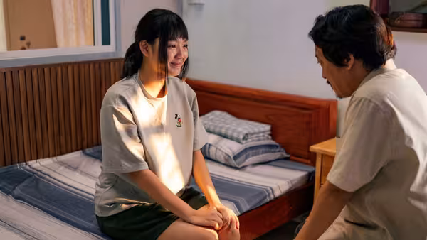 Poster phim Nhà Ba Tôi Một Phòng