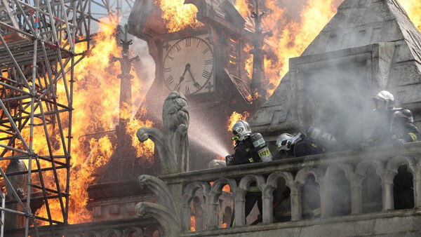 Poster phim Notre-Dame on Fire