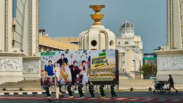 Poster phim Running Man Thái Lan