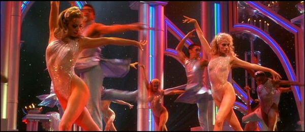 Poster phim Showgirls