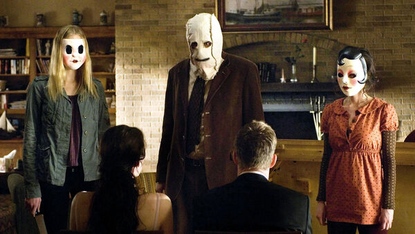 Poster phim The Strangers