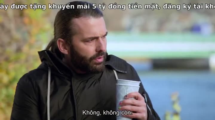 Hình ảnh tập 5 Hiếu kỳ cùng Jonathan Van Ness