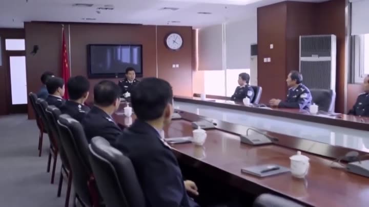 Tập 2 phim Hoa Khôi Và Cảnh Khuyển
