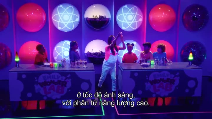 Tập 1 phim Phòng thí nghiệm diệu kỳ của Emily