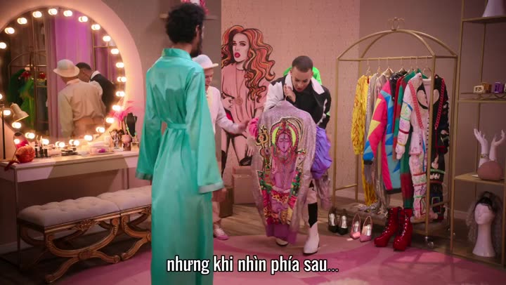 Hình ảnh tập 5 Nữ hoàng drag ra đời